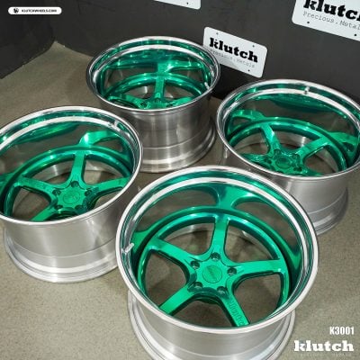 Klutch K3001 3-piece forged wheel detail view 2