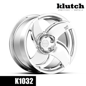 Angled view of the polished Klutch K1032 wheel showing its curved four-spoke design